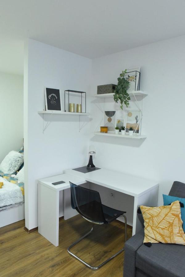 Central Apartment Чуприя Екстер'єр фото