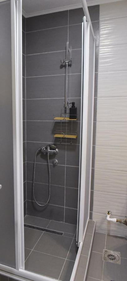 Central Apartment Чуприя Екстер'єр фото
